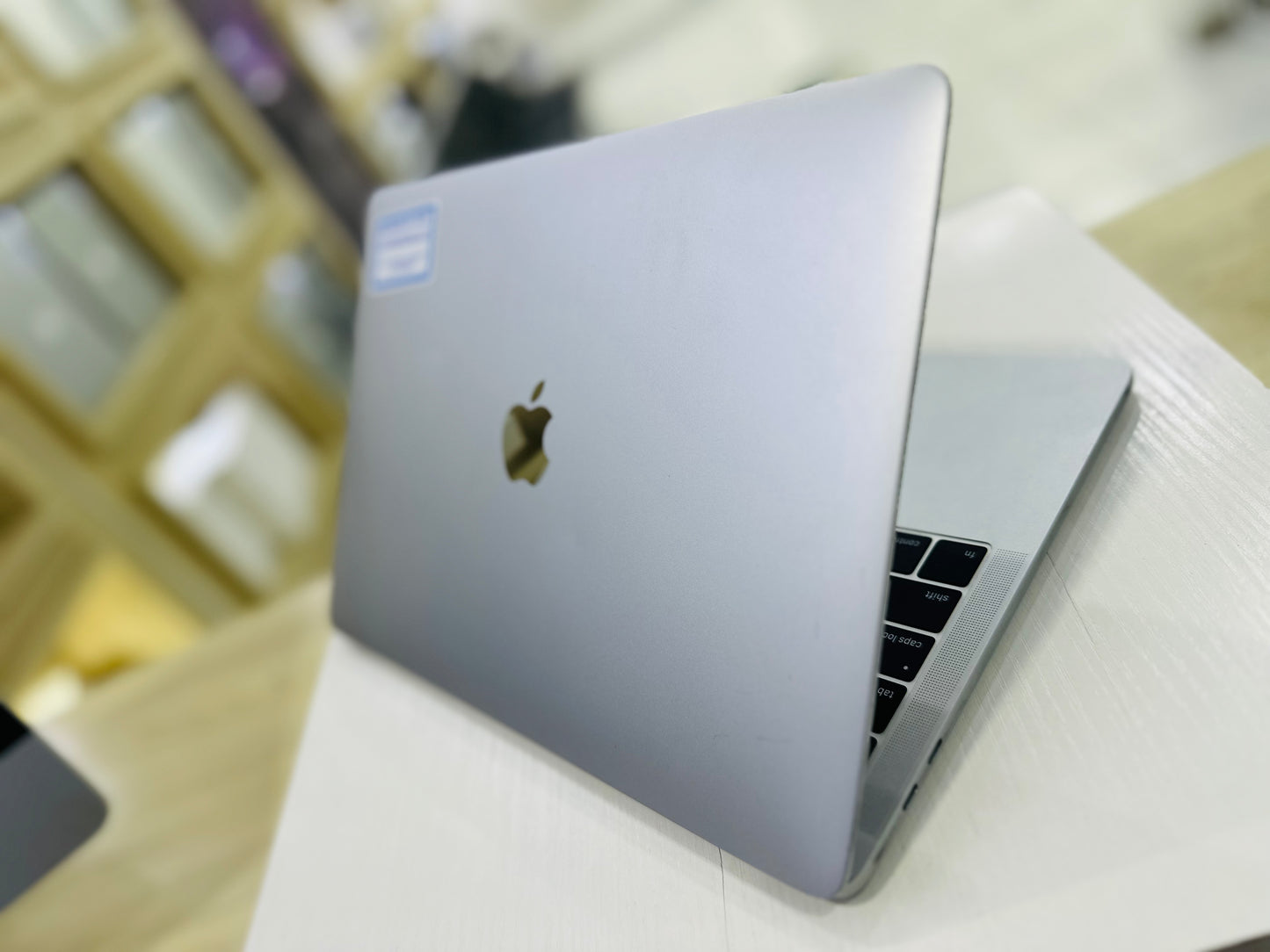 MacBook Pro Core i5 - 2019 - 8Go/256Go - Retina 13" - Clavier QWERTY