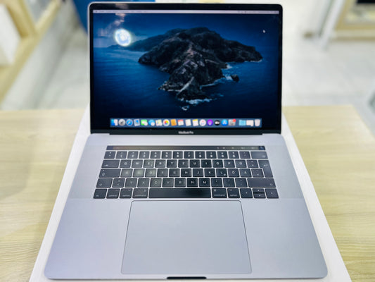 MacBook Pro Core i7 - 2017 - 16Go/512Go - Retina 15" - Clavier QWERTY